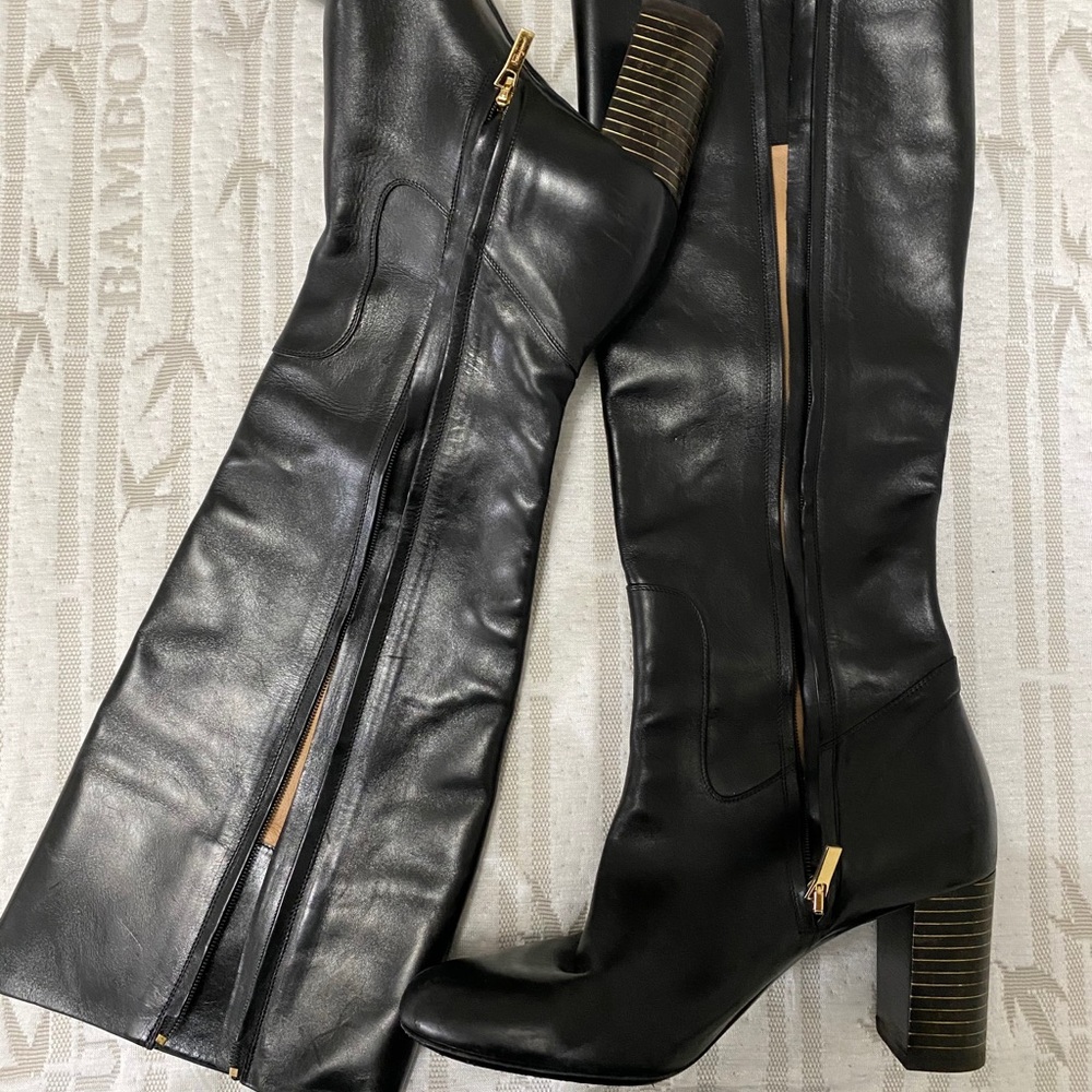 SALVATORE FERRAGAMO BOOTS - Picture 2 of 4